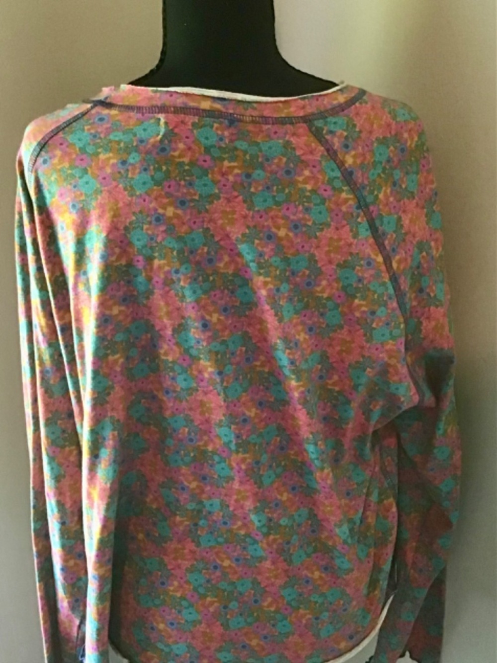 Natural Life long sleeve tee, Size XXL, multi floral pattern - Picture 2 of 3